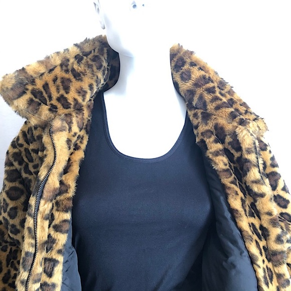 Leopard Bomber Jacket 🐆 - Picture 4 of 6